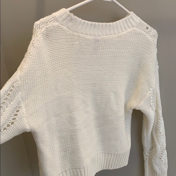 white cotton sweater - Picture 2 of 3